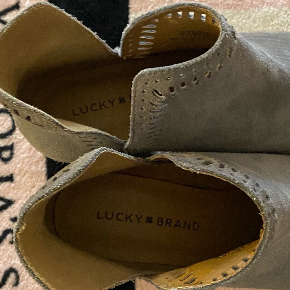 Lucky Brand Bustina gray ankle boots 6.5 - Picture 7 of 13